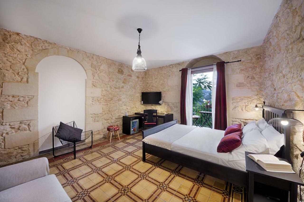Centosedici Rooms Рагуза Екстериор снимка